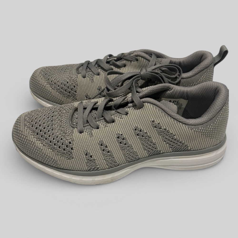 APL Athletic Propulsion Labs Heather Grey Tech loom Pro Sneakers 7.5 M train